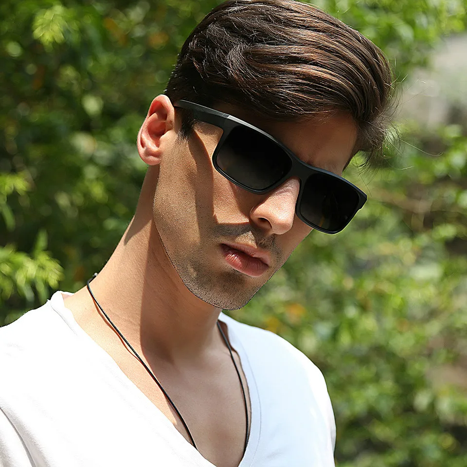 Очки солнцезащитные Мужские квадратные поляризационные антибликовые в стиле