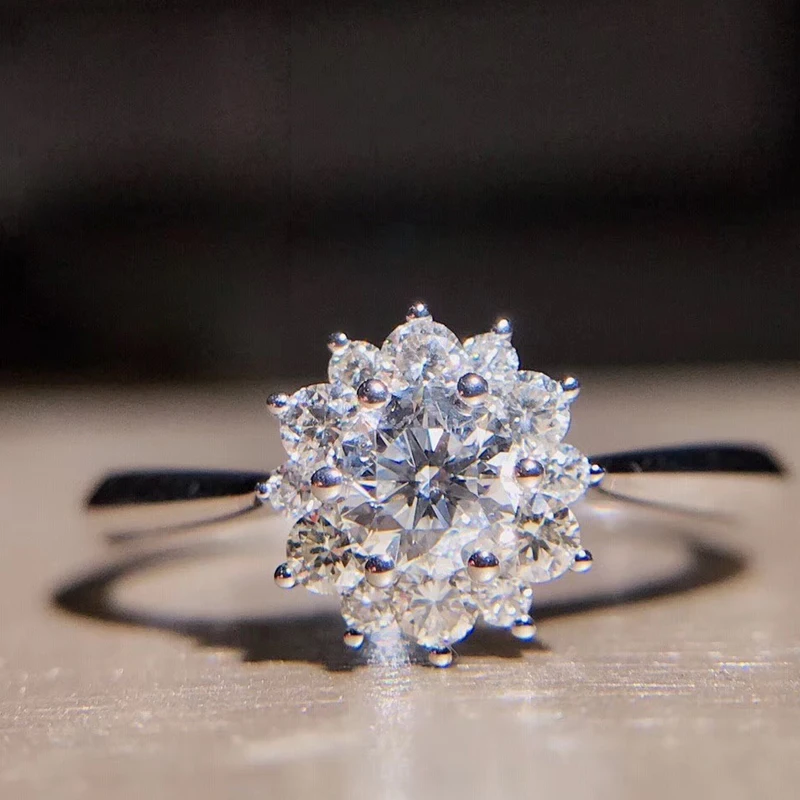 

AEAW 0,3 карат 4 мм круглая огранка цветок Обручение и свадебных торжеств для натуральный кольцо c настоящим бриллиантом Halo Кольцо из натуральн...