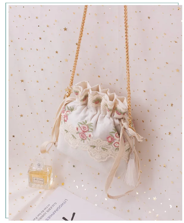 Женская сумка с цветочной вышивкой цепочкой лето 2020 | Багаж и сумки