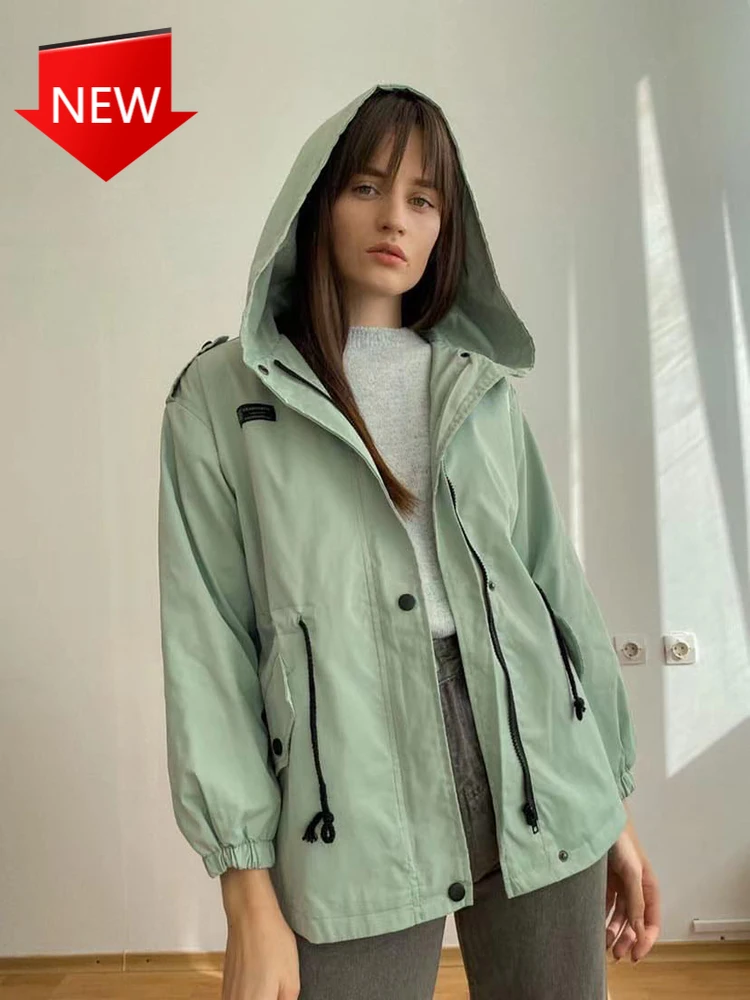 

Куртка женская осенняя свободного покроя с карманами, на пуговицах