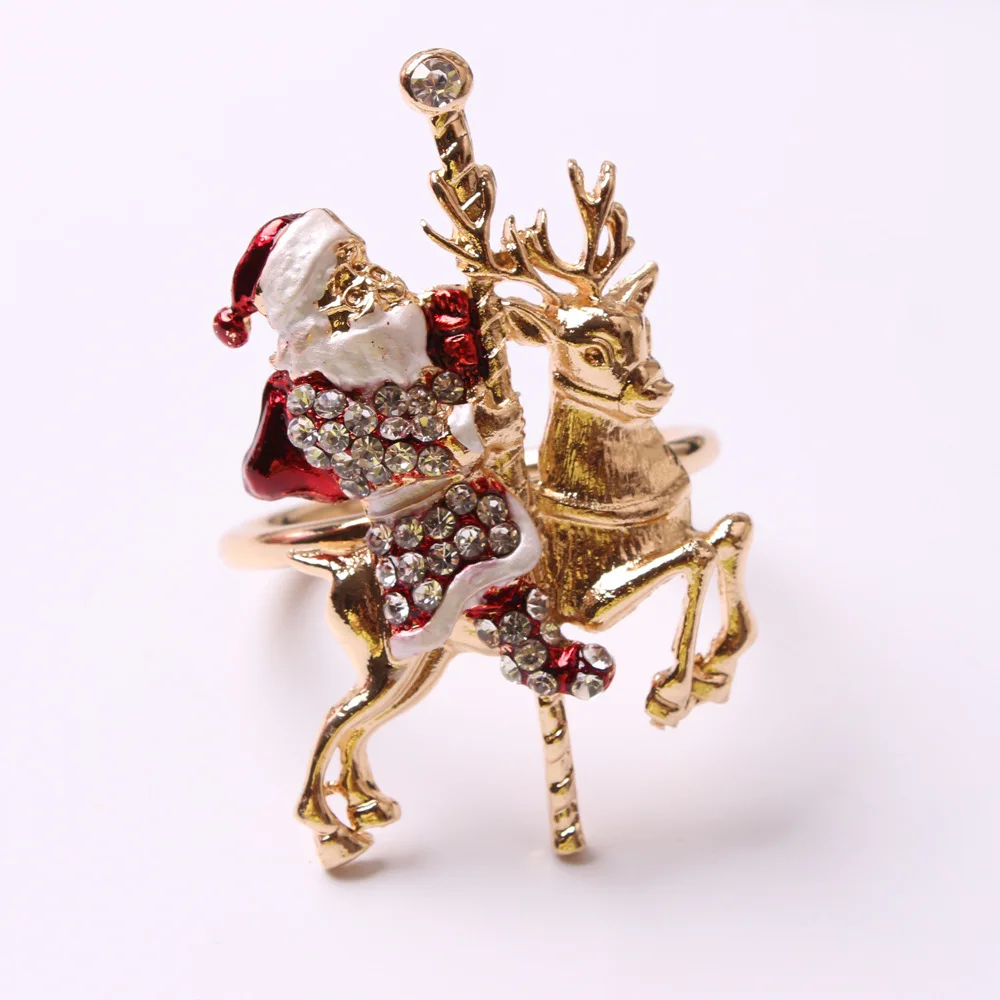 

6pcs Christmas reindeer napkin buckle upscale restaurant hotel table set Santa napkin ring napkin ring