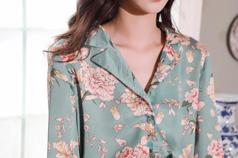 

Long-sleeved shirt tide 2020 autumn new women's fashion loose printed shirt personality top temperament