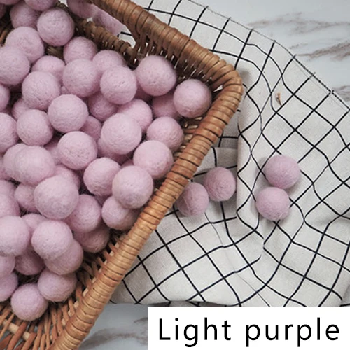 Круглые шерстяные фетровые шарики с помпоном 8 см 10 шт. 2 | Дом и сад