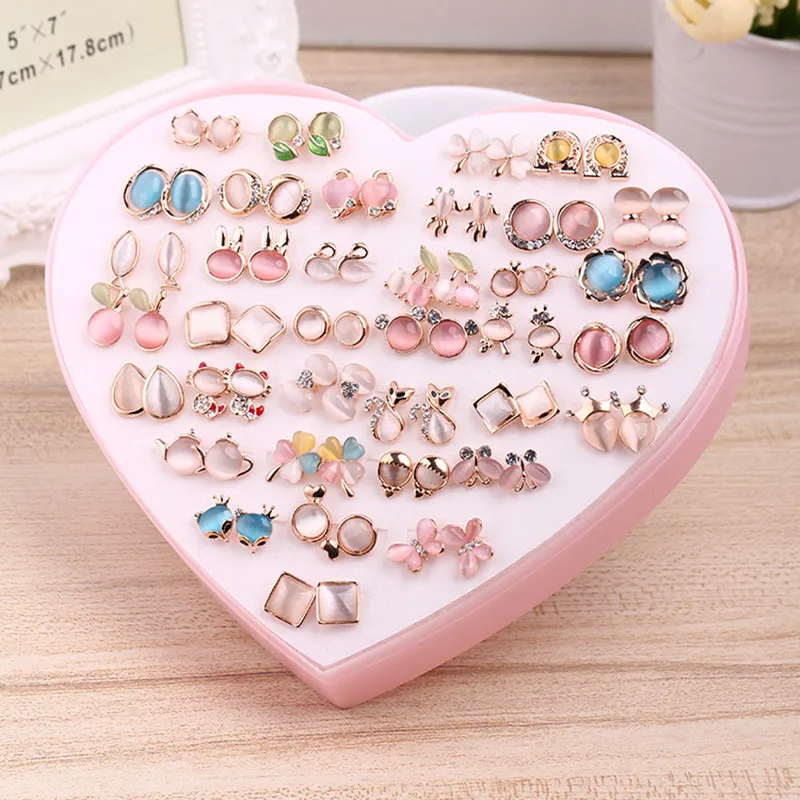 

New Korean Version of True Zircon Color-preserving Earrings Boxed Hypoallergenic Earrings Jewelry Girl Fashion Birthday Gift