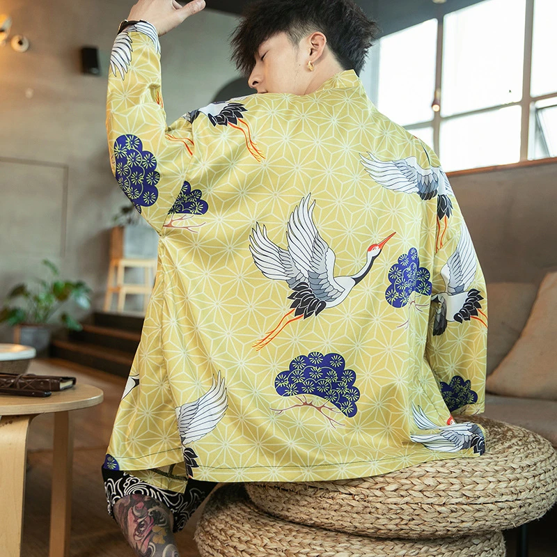 

Kimonos Кардиган для мужчин и женщин Yukata мужское традиционное японское кимоно унисекс Harajuku пляжная свободная желтая рубашка Солнцезащитная ру...