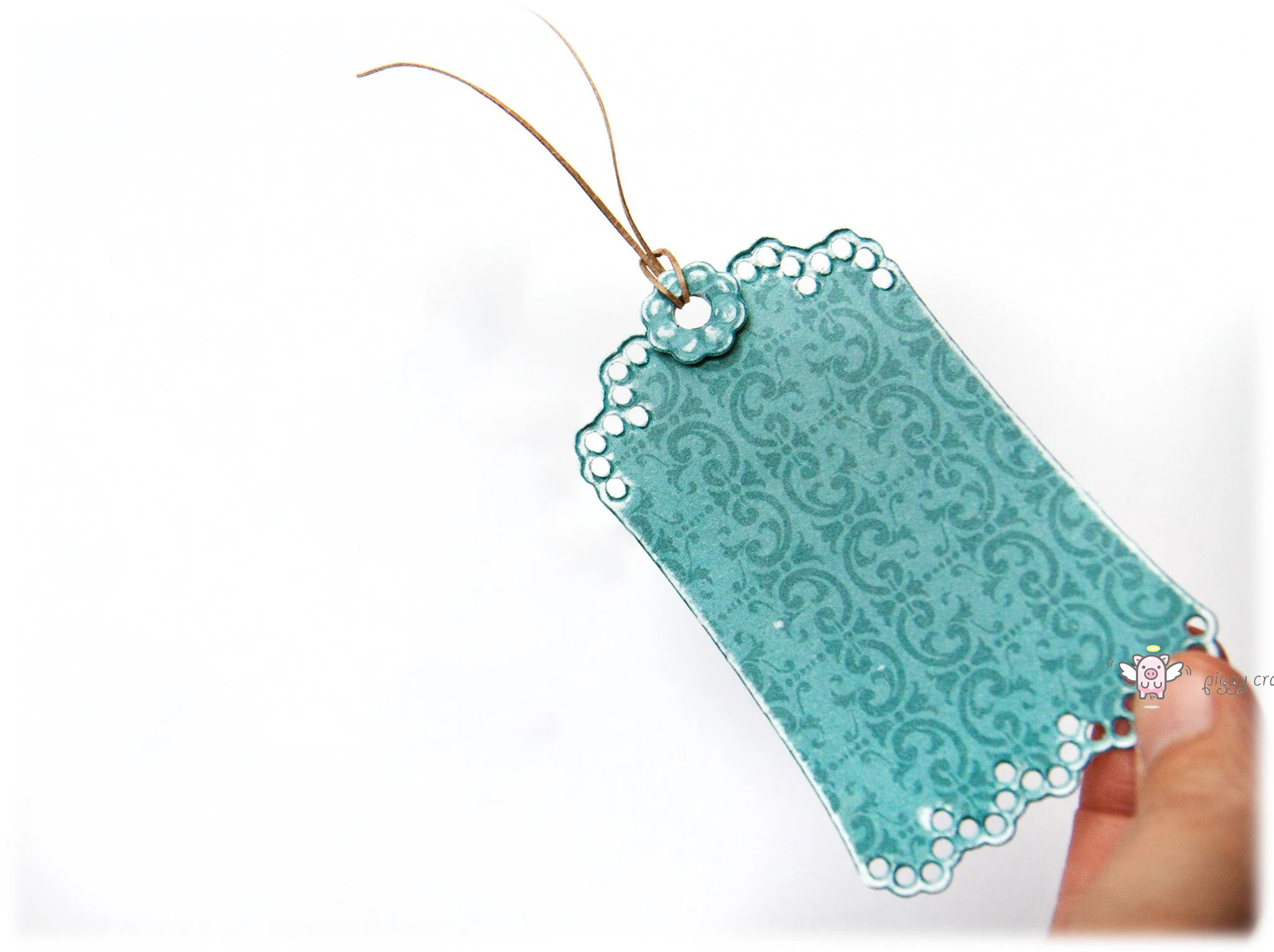 

Mmao Crafts Metal Steel Cutting Dies New Round hole label tag Stencil For DIY Scrapbooking Paper/photo Cards Embossing Dies