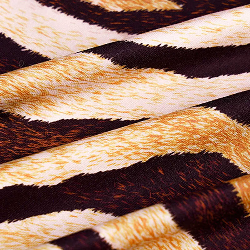 Длинное летнее пикантное женское платье на бретелях спагетти без