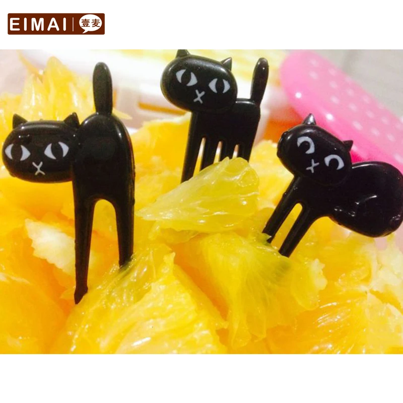 EIMAI с черными котиками и вилка для фруктов персонажем из мультфильма маленьких