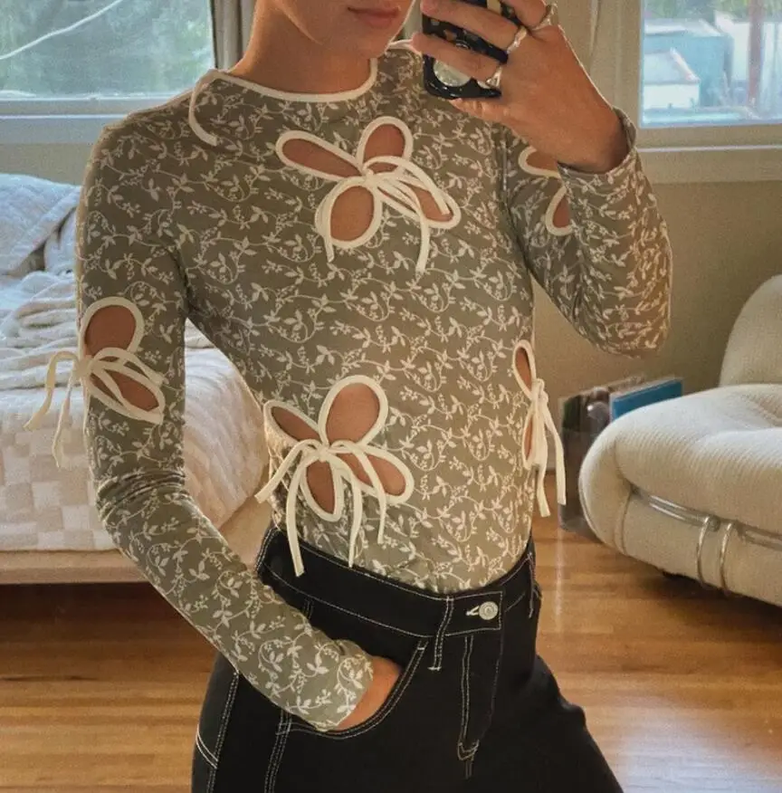 

Floral Print Woman Tshirts Sexy Hollow Out Tops Female Bow Butterfly Streetwear Long Sleeve Party T-Shirt Top s593
