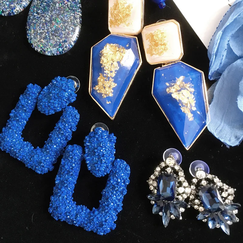 

Korean fashionable temperament hollow-out geometric blue crystal earring new fashionable personality exaggerated earrings female