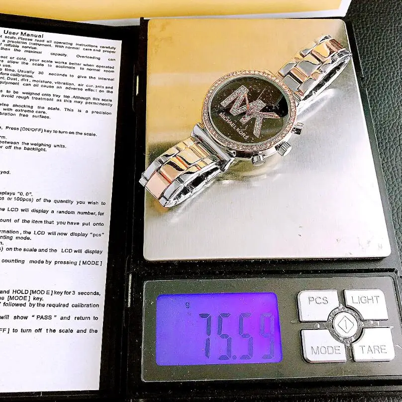 

Classic Quartz Explosion Style Ladies Watch Bracelet Ladies Watch Stainless Steel Watch Casual Waterproof Watch