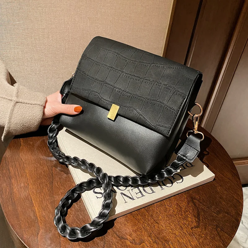 

Handbags Designer Crossbody Bags For Women Pu Leather Flap Female Armpit Bag Fashion Woven Strap Shoulder Bag