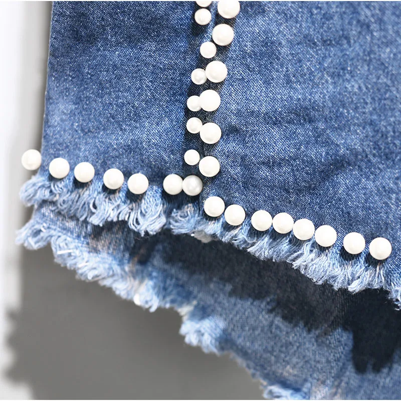 Короткие джинсы размера плюс с жемчужинами и бусинами на подоле 3XL 5XL