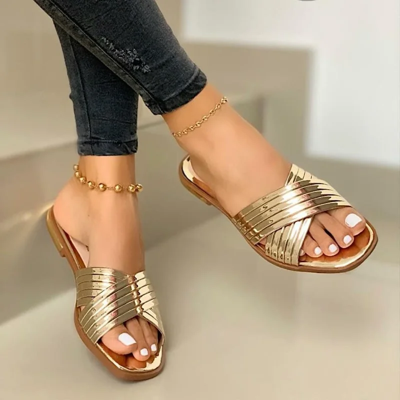 

Beach Women Slippers Fashion Gold Low-heeled Woman Sandals Comfortable Outdoor Lady Slippers Flip Flops Women Slides
