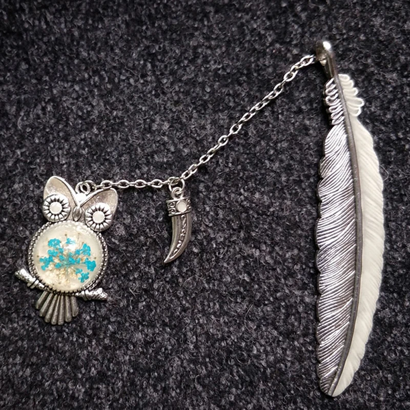 

1X Luminous Night Owl Bookmark Label Read Maker Feather Book Mark Stationery