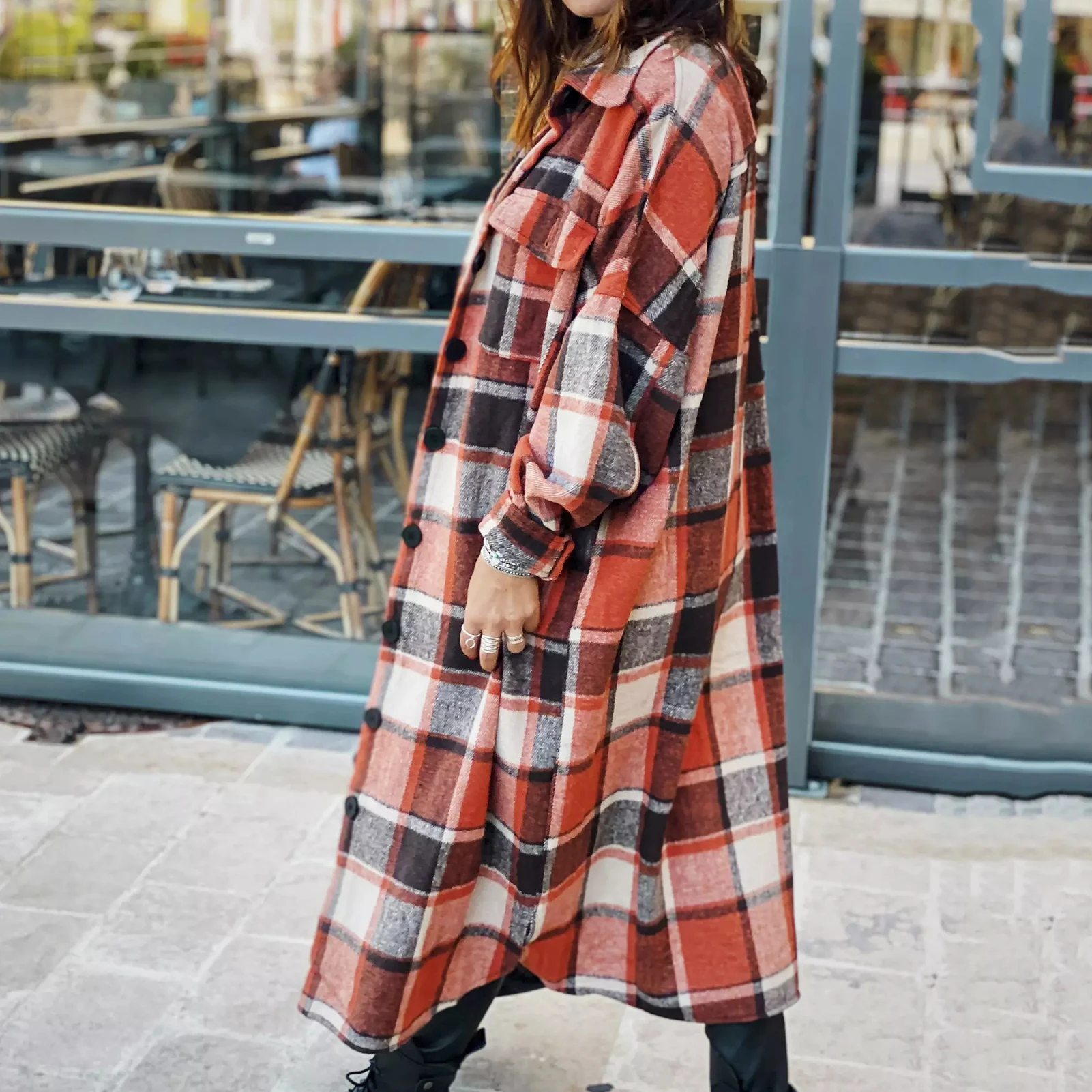 Женская длинная рубашка в клетку стильная клетчатая куртка с отложным