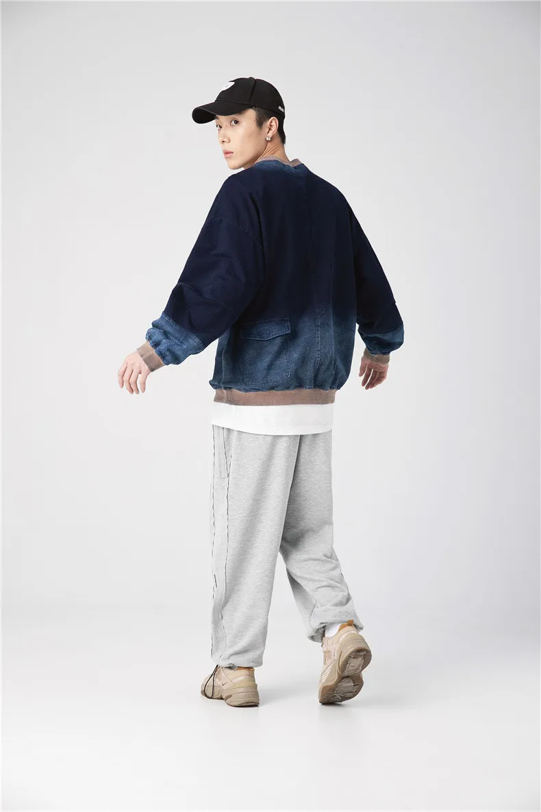 

Gradient color round collar fleece male easing the spring of 2021 the new coat loose leisure coat