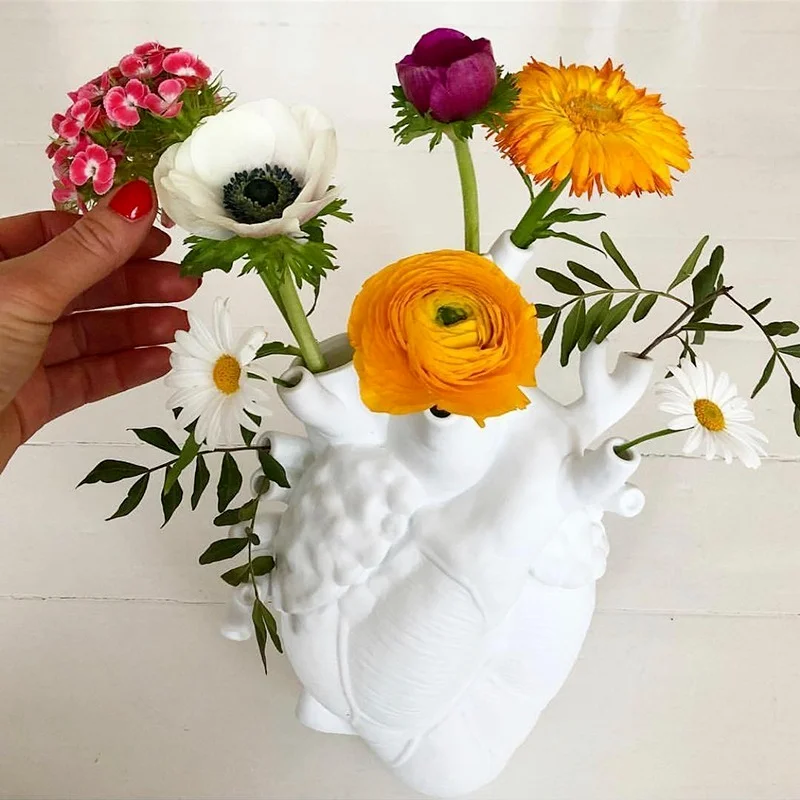 

Ваза для цветов в форме сердца, сушеные цветы, контейнер, цветочный горшок, художественные вазы, полимерная скульптура для тела, настольный ...