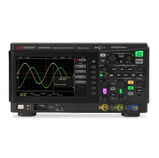 

DSOX1204G Oscilloscope 70/100/200 MHz 4 Analog Channels with a built-in Waveform Generator