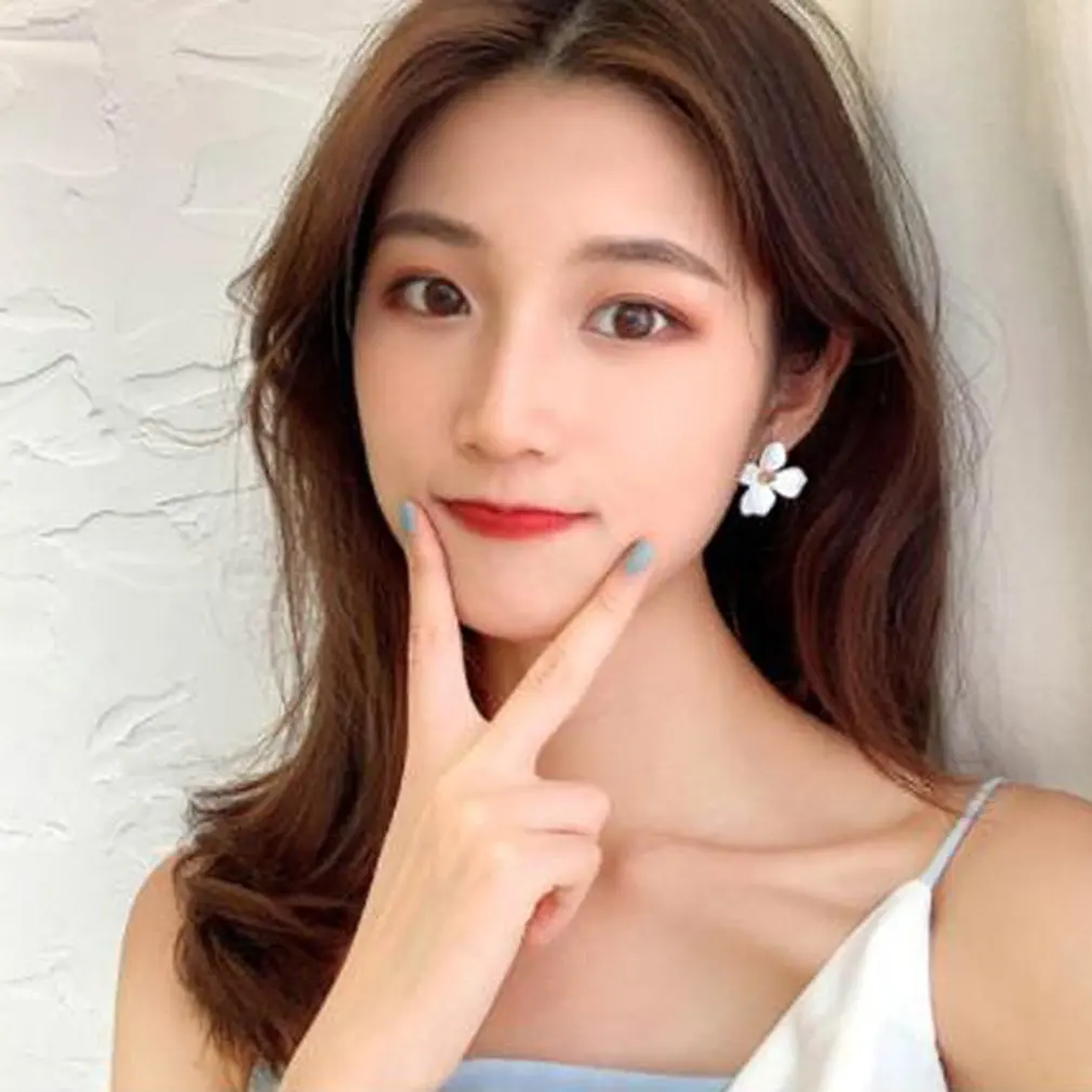 Серьги 2019 металлические круглые корейские маленькие свежие серьги-гвоздики с