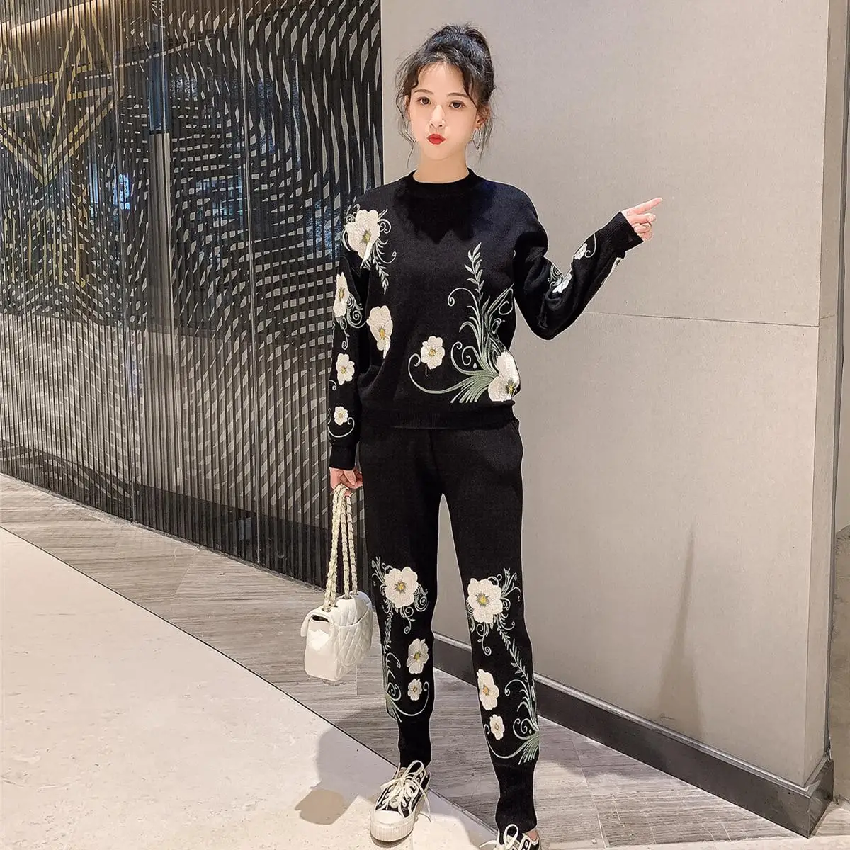 Зимний комплект из двух предметов свитер вязаная одежда 2 со штанами для отдыха