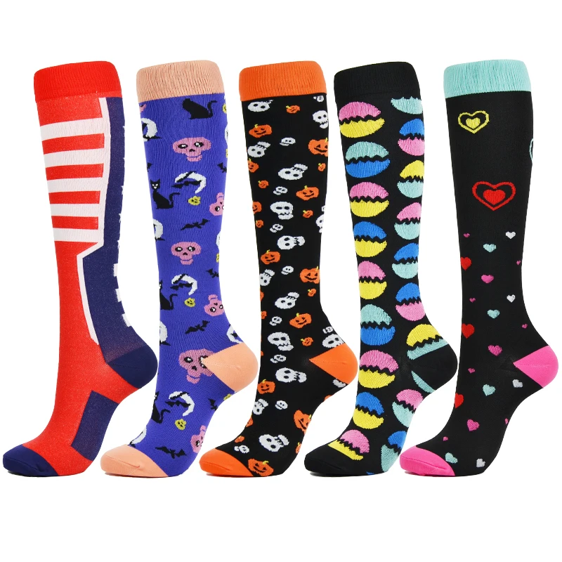 

Men's Women's Sports Compression Socks With Interesting Patterns Of Polka-Dot Lip Pressure Running Riding Compression Socks