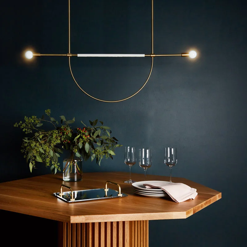 구매 포스트 모던 미니멀리스트 샹들리에 개성 크리 에이 티브 아트 디자인 레스토랑 로비 바 단철 샹들리에 저렴한 포스트 모던 미니멀리스트 샹들리에 개성 크리 에이 티브 아트 디자인 레스토랑 로비 바 단철 샹들리에