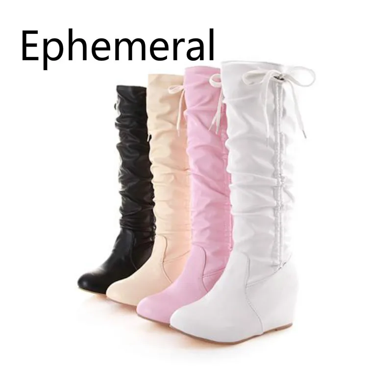 Женские сапоги до колена Цвет белый черный Высокие с бантом на высокой танкетке