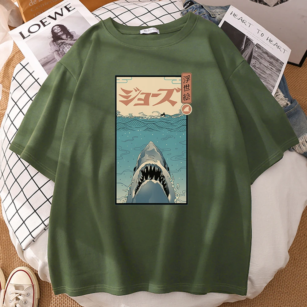 Футболка мужская Акула в море с японским укиё э крутая уличная одежда коротким