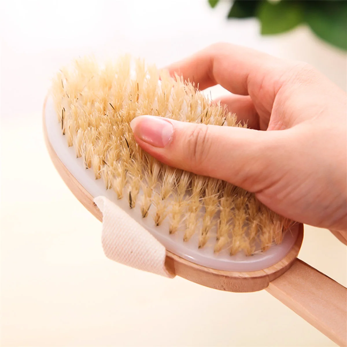 

Soft Natural Bristle Bathing Brush Dry Skin Body SPA Brush Handle Wooden Bath Shower Brush SPA Exfoliating Body Brush