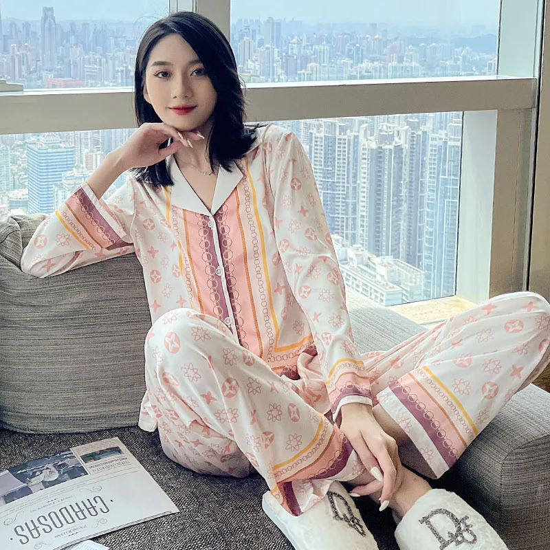 New Women's Pajamas Lively Lovely Comfortable Long Sleeved Suit Nightwear Cardigan Home Clothes Lady Sleepwear Nightgown