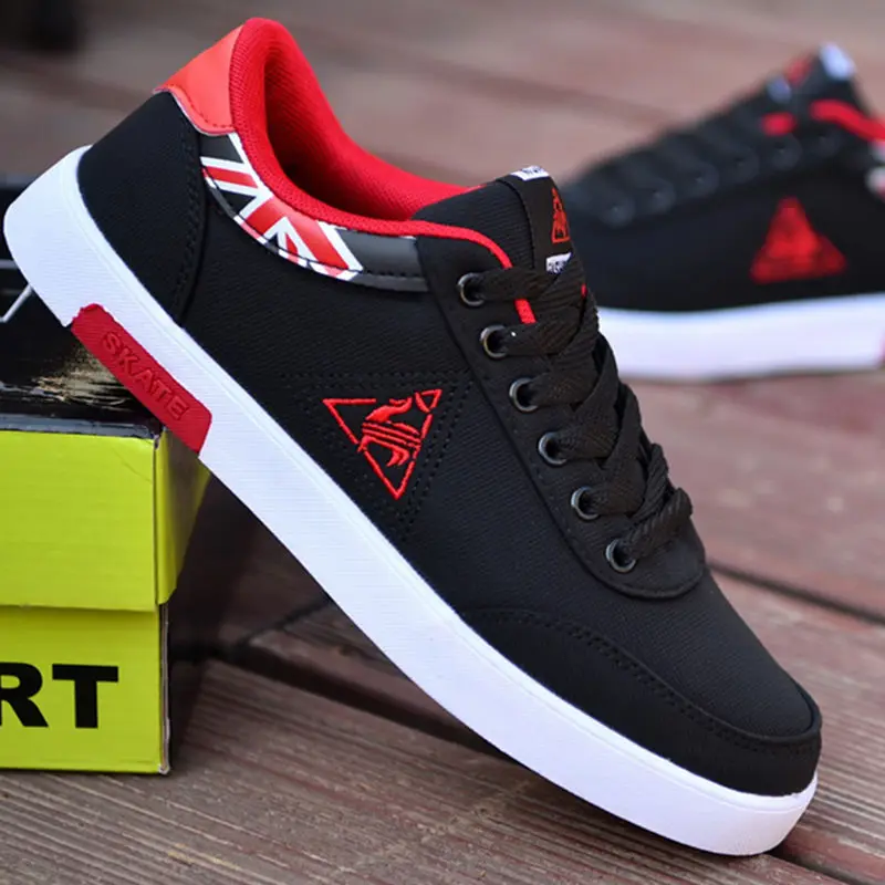 

New Arrival 2020 Sneakers Men Non-slip Men Vulcanize Shoes Classic Canvas Sneakers Lightweight Denim Shoes Flat Shoes