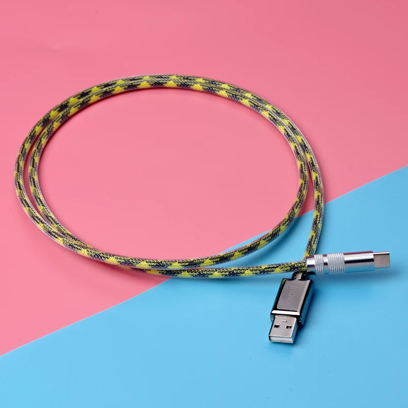 Пользовательская спиральная клавиатура металлическая вилка градиентный кабель