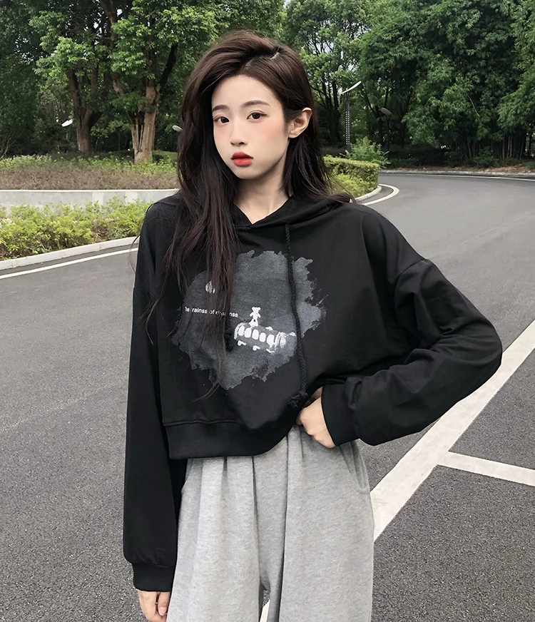 

5081 Autumn 2021 new watercolor train print short Sweatshirts women