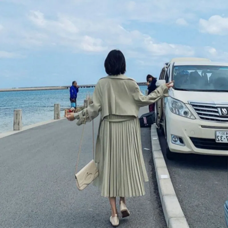 

Women Trench Coat Stylish 2020 new Autumn Egant Outwear Loose Woman Long Coats Patchwork Pleated Chiffon Sashes Coats