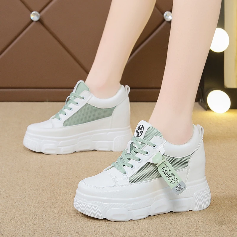

Women Sneakers Summer Mesh Breathable Light Street Fashion Couple Shoes Woman Casual Tenis Feminino