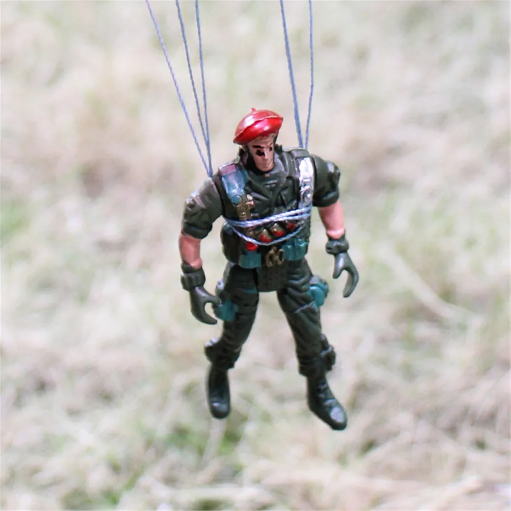 

1Pcs Classic Umbrella Novelty Toys Throwing Hand Nostalgic Action Toy Figures Mounted Special Forces Parachute Toy