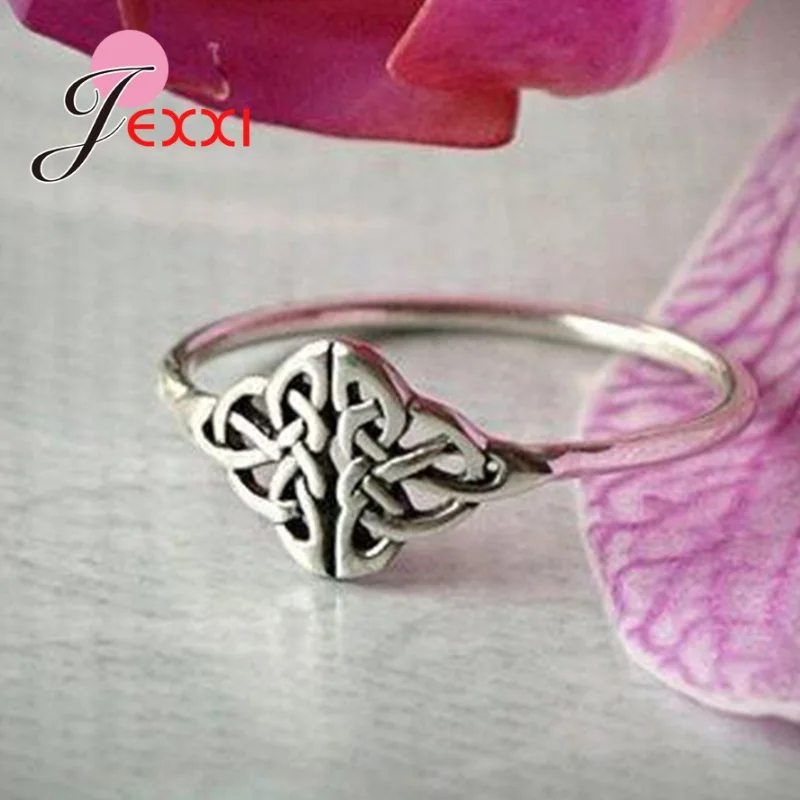 

Latest Creative Design Chinese Knot Rings 925 Sterling Silver Fashion Jewelry Accessory New Year Fashion Jewelry Gift