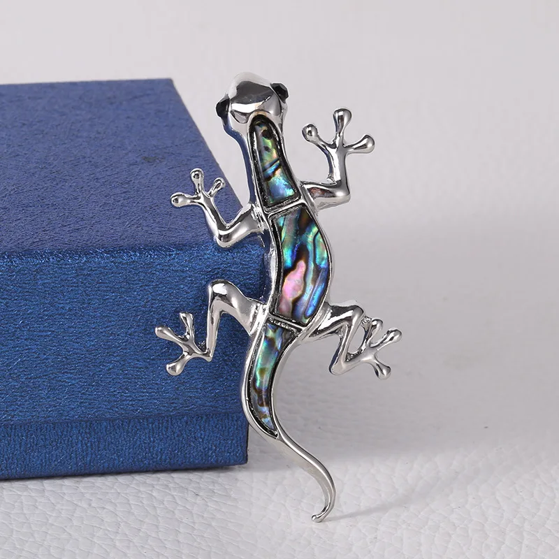 

Luxury Female Small Gecko Brooch Dainty Silver Color Jewelry Brooches For Women Vintage Black Zircon Pin Dress Coat Accessory