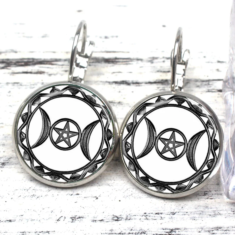 

Triple Moon Goddess Witchcraft Five-pointed Star Magic Amulet Earrings Female Moon Stud Earring Vintage Jewelry Gift Ear Jewelry