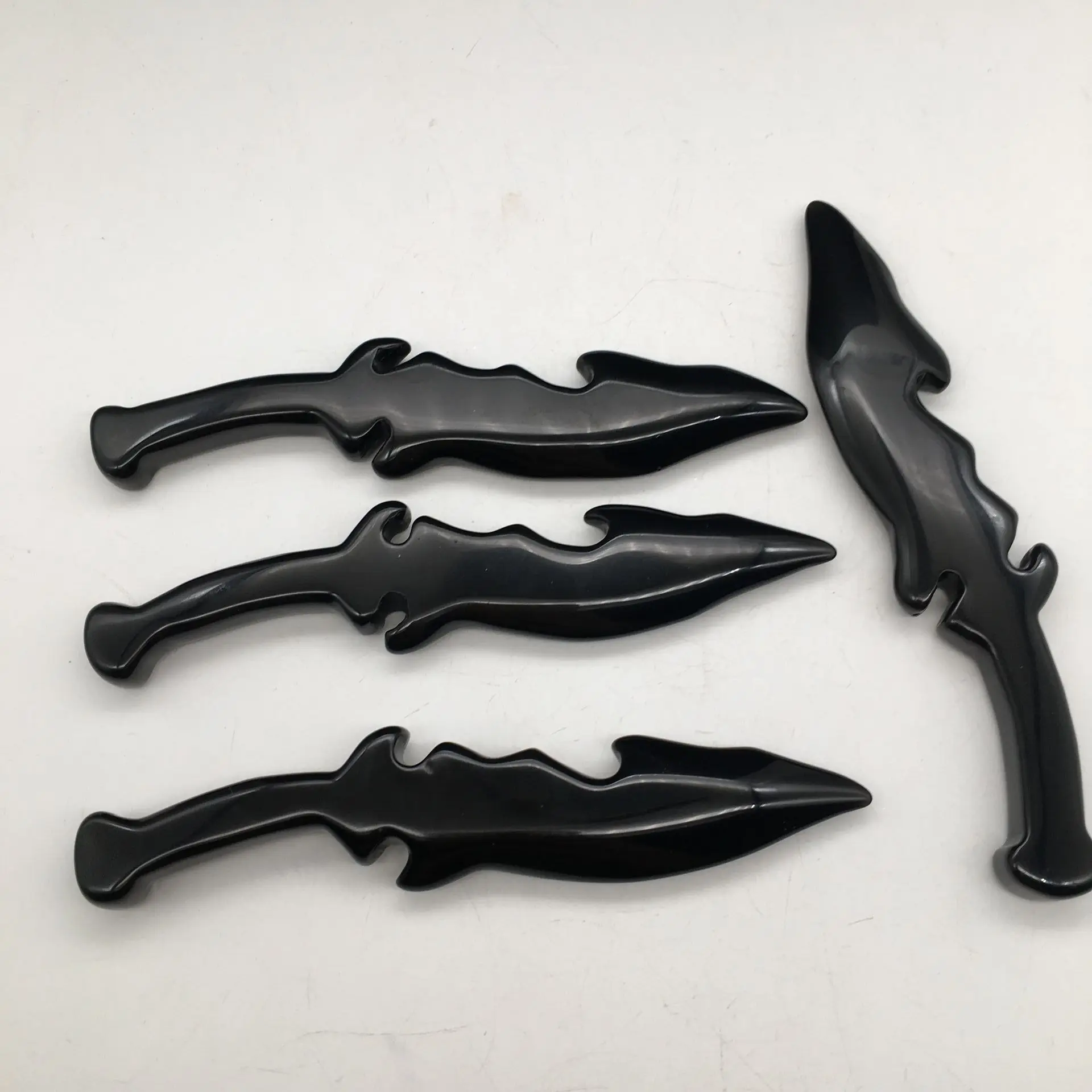 

Natural Obsidia Quartz Crystal Dagger Hand Carved Crystal Obsidian Knife Crafts Healing Crystal Stone Home Decoration Gifts 15cm