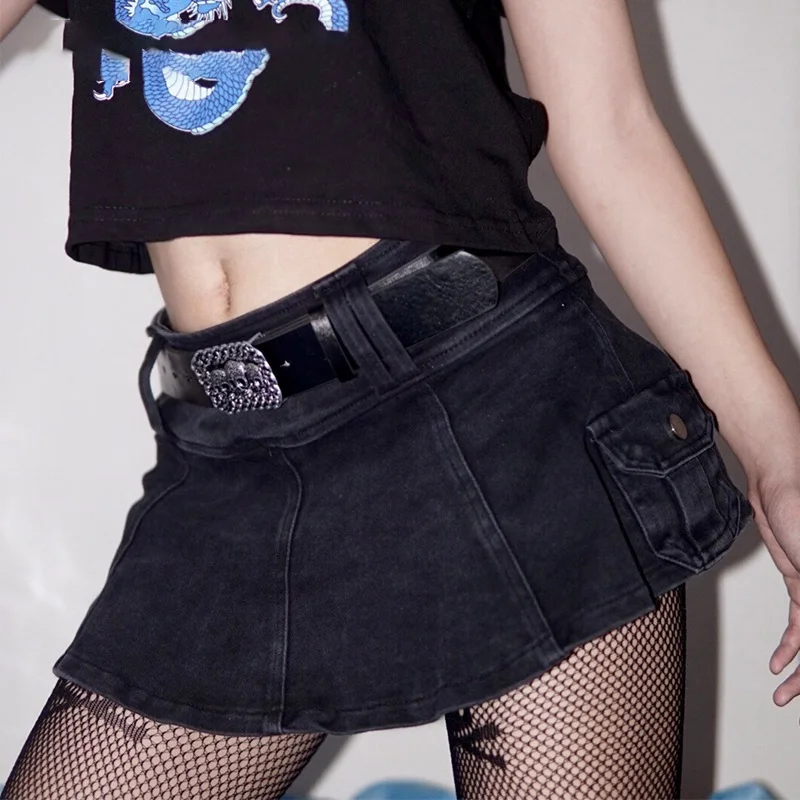 

Harajuku Y2k Denim Skirt Women Dark Gothic Streetwear Mini Skirt with Skull Belt Mall Goth Punk Grunge Sexy Emo Clubwear