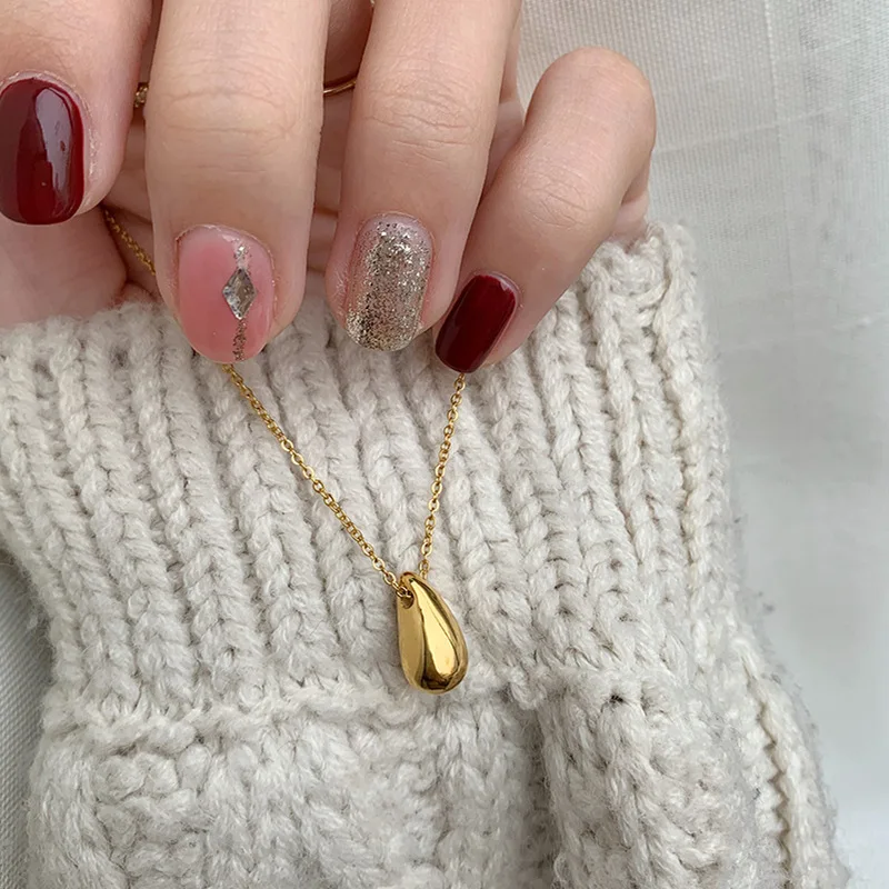 

Women Jewelry Teardrop Pendant Necklace Simply Design Golden Plating Single One Layer Chain Necklace For Girl Gifts