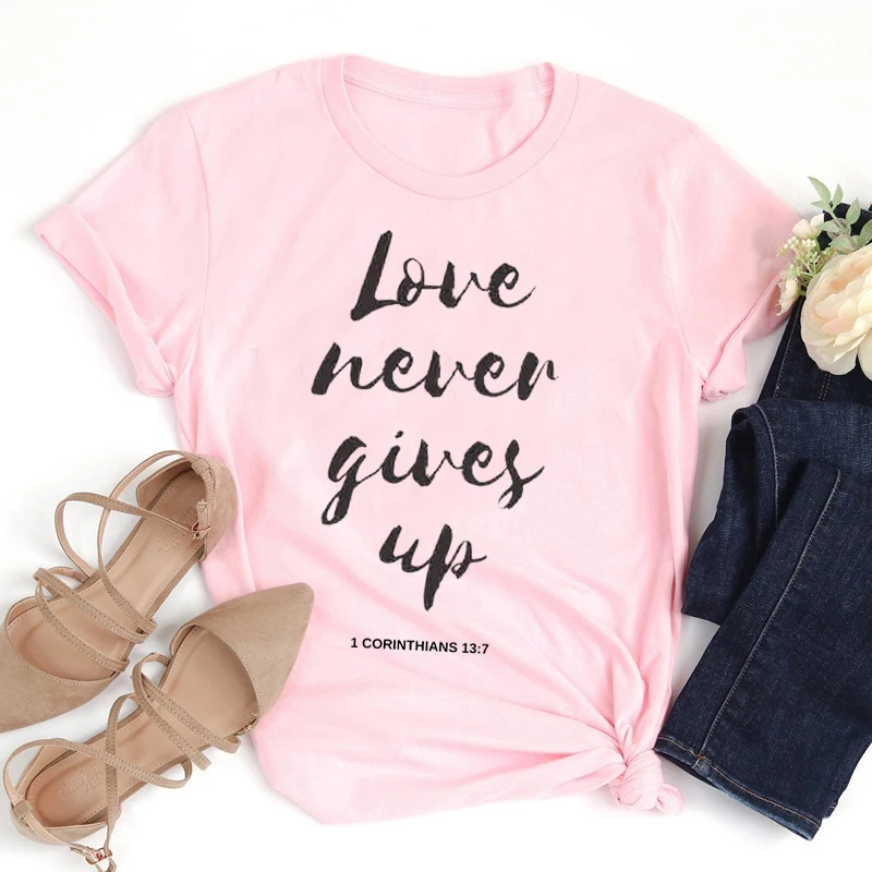 Женская футболка с надписью Love Never Give Up из чистого хлопка|Футболки| |