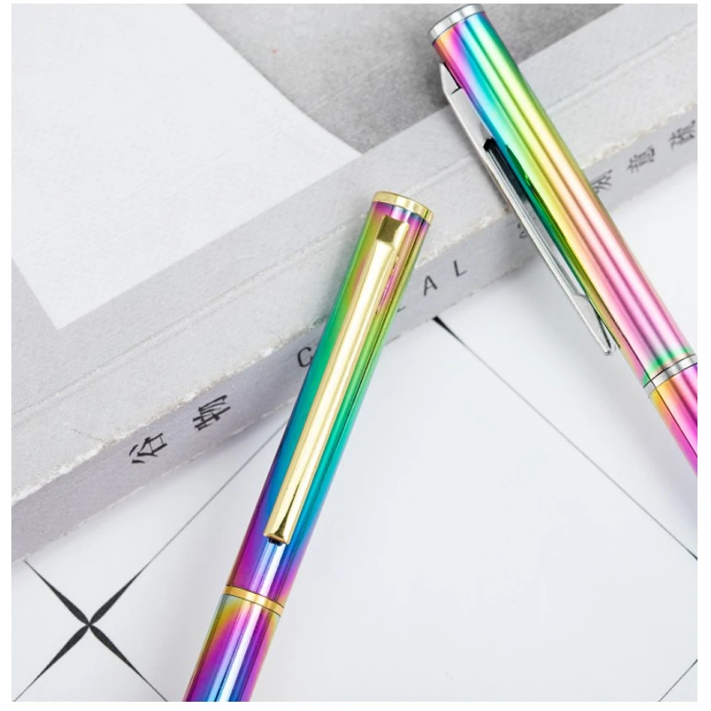 Тонкий металлический корпус радужного цвета выдвижная шариковая ручка с черными
