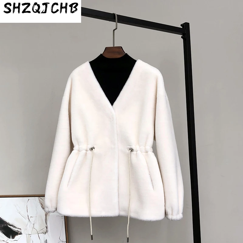

Шерстяное пальто SHZQ из овечьей шерсти, женское короткое Композитное меховое пальто с V-образным вырезом