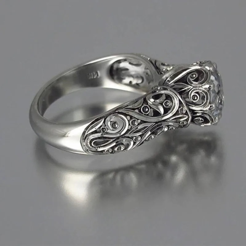 

Vintage Hollowed out Cubic Zirconia Ring Goldern/Silver 2 Colour Rings For Woman Promise Wedding Engagement Party Jewelry Gifts