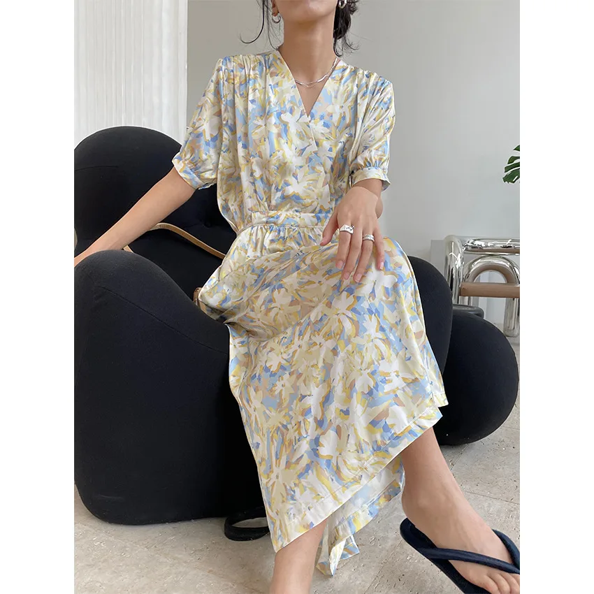 

Summer New French Romantic Art Print V-Neck High Waist Lace Up Slim Dress