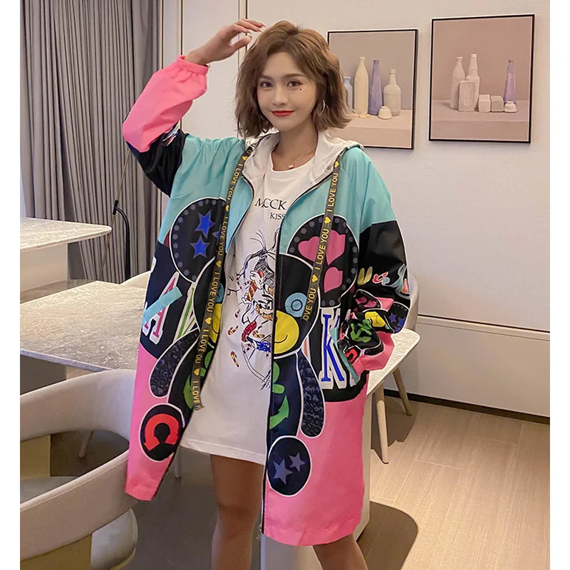 Женские тонкие пальто с капюшоном модные шикарные куртки мультяшным принтом