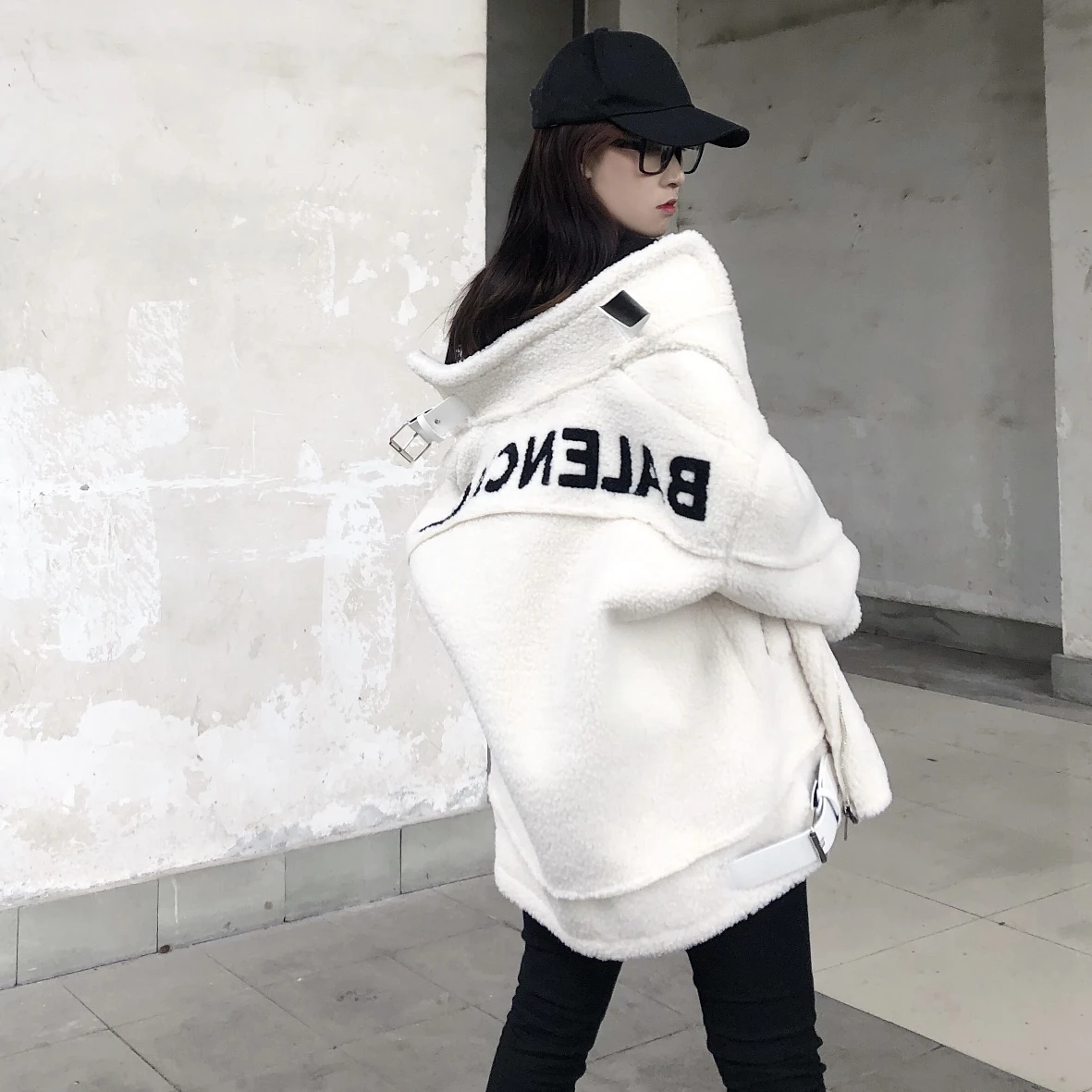 

2021 New Autumn Winter Women Trend Overcoat Casual Thicken Warm Ladies Luxury Brand Coat High Quality Loose Down Female Tops